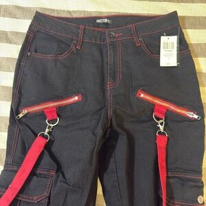 Hot Topic Black & Red Star Suspender Flare Pants | Size 7